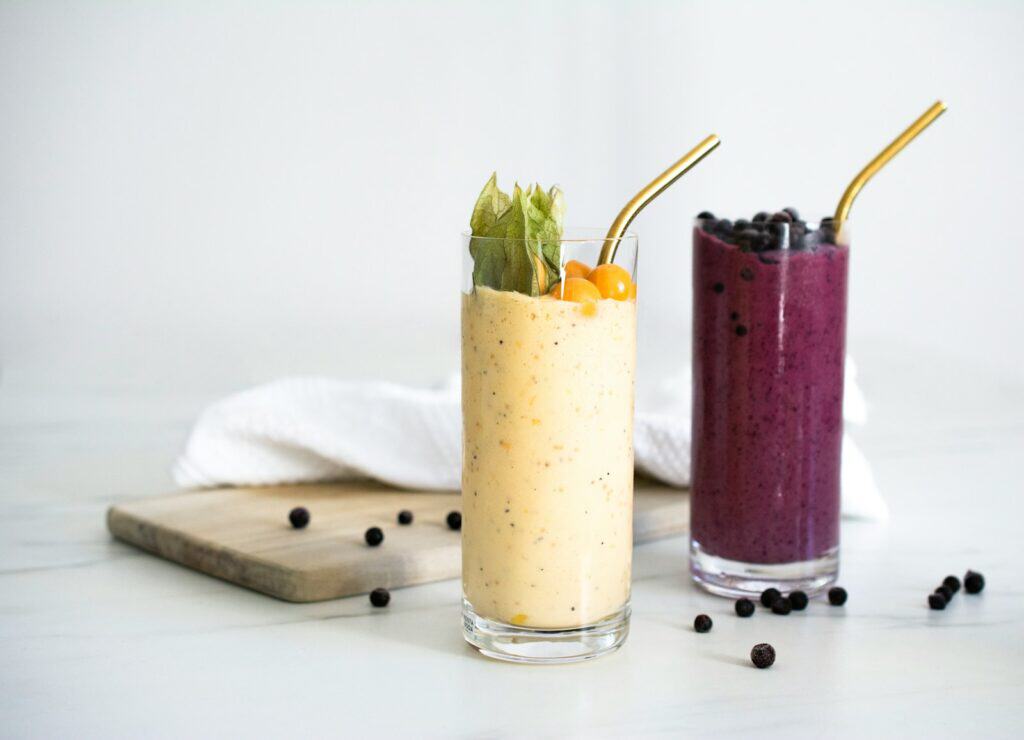 more than 200 organic smoothie recipes